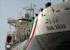 سفينة ايرانية في البحر