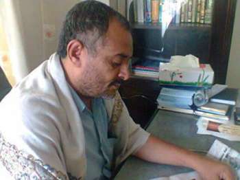 الكاتب الصحفي احمد عثمان