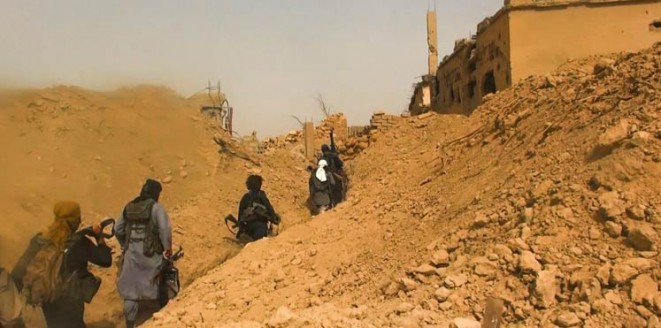 داعش يقصف موقعًا للجيش السوري في مطار دير الزور بغاز الخردل