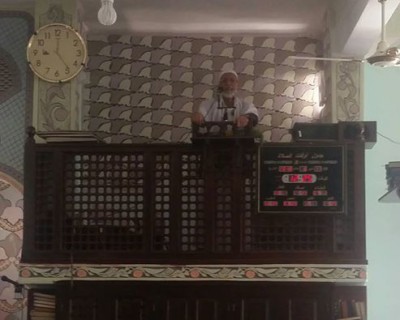 عبدالله احمدعلي في منبر المسجد